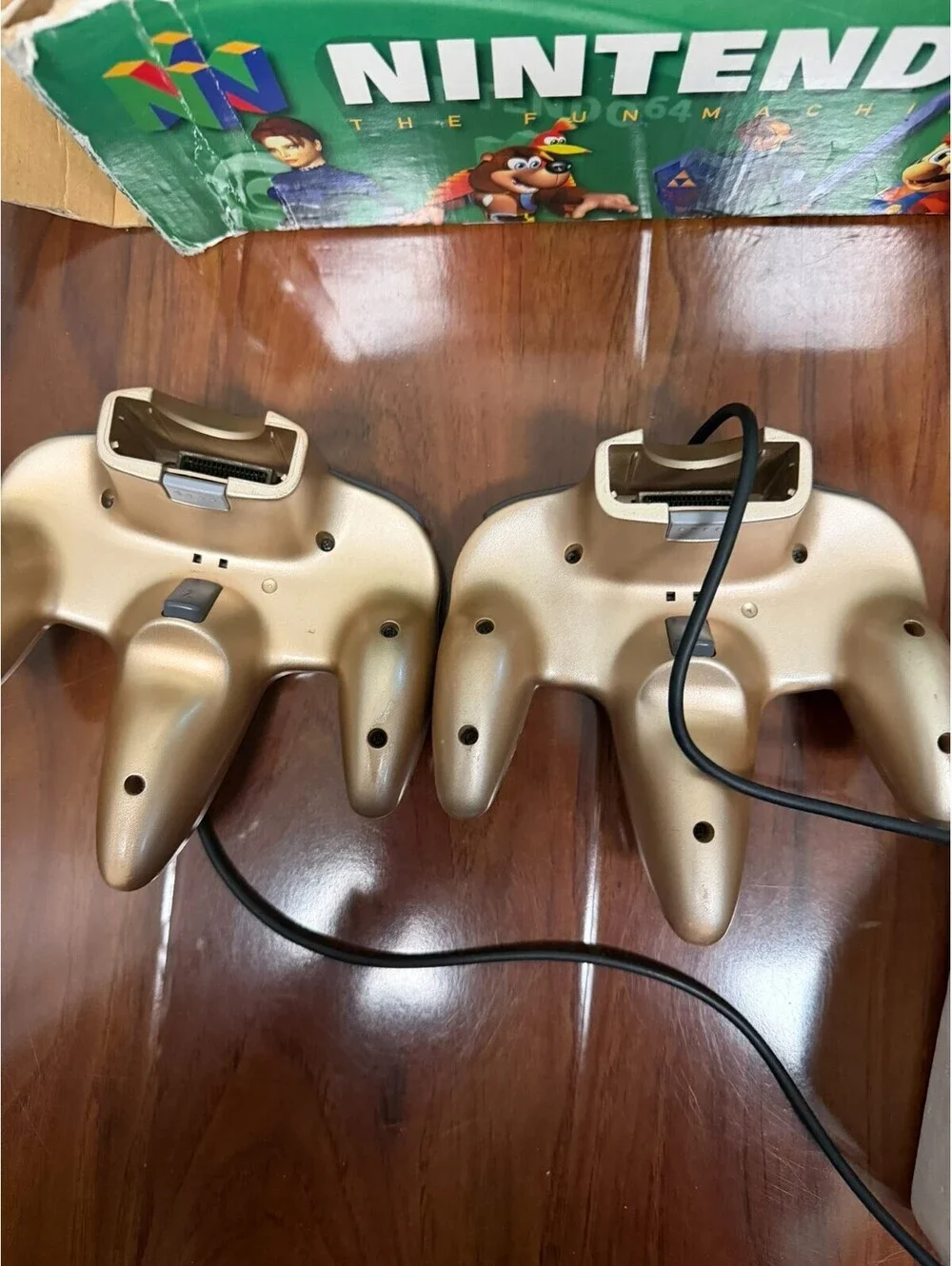Nintendo 64 Toys 'R' Us Limited Edition Gold Console w/ Box, 2 Controllers N64